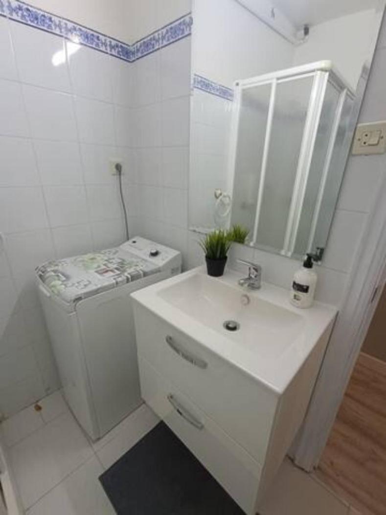 Apartamento San Anton อูเอสกา ภายนอก รูปภาพ