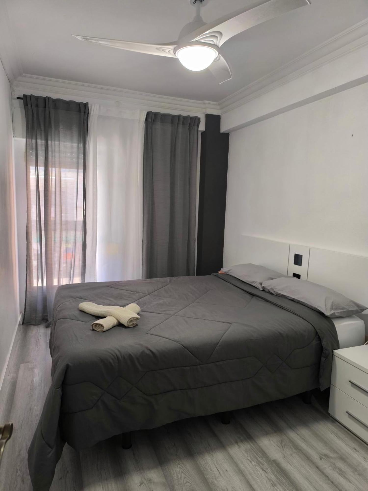 Apartamento San Anton อูเอสกา ภายนอก รูปภาพ