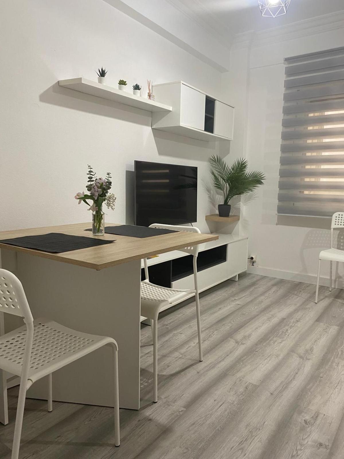 Apartamento San Anton อูเอสกา ภายนอก รูปภาพ